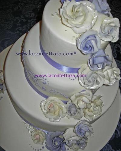 torta-cascata-rose-glicine